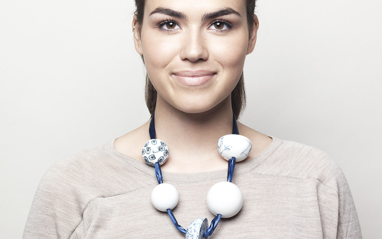 collier stip